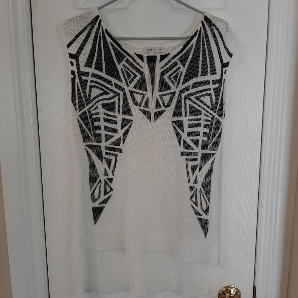 Sleeveless top